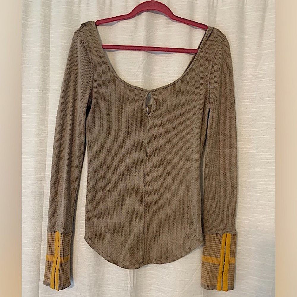 Free People unique fitted shirt